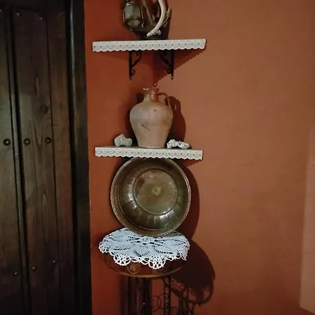 Laura Apartment *