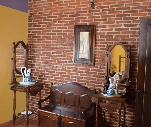 Laura * ミランダ・デル・カスタニャル